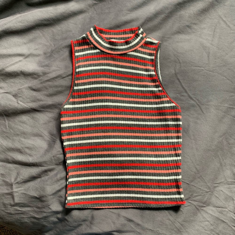 mock neck crop top